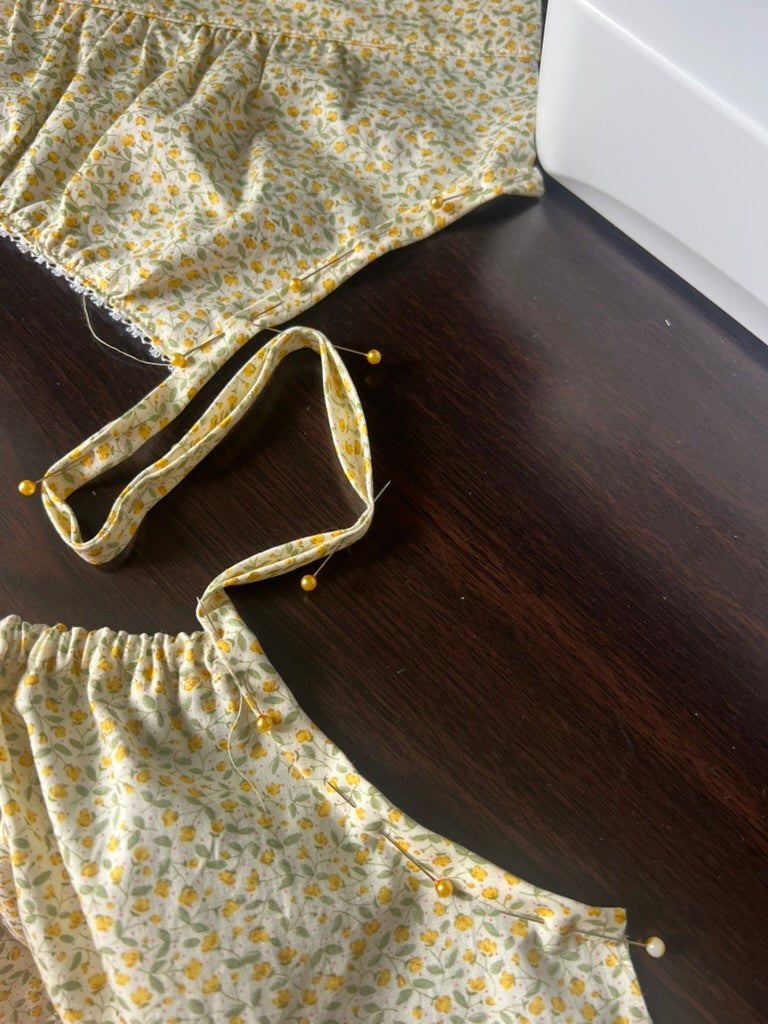 How to add bias tape as a strap: an in-depth tutorial