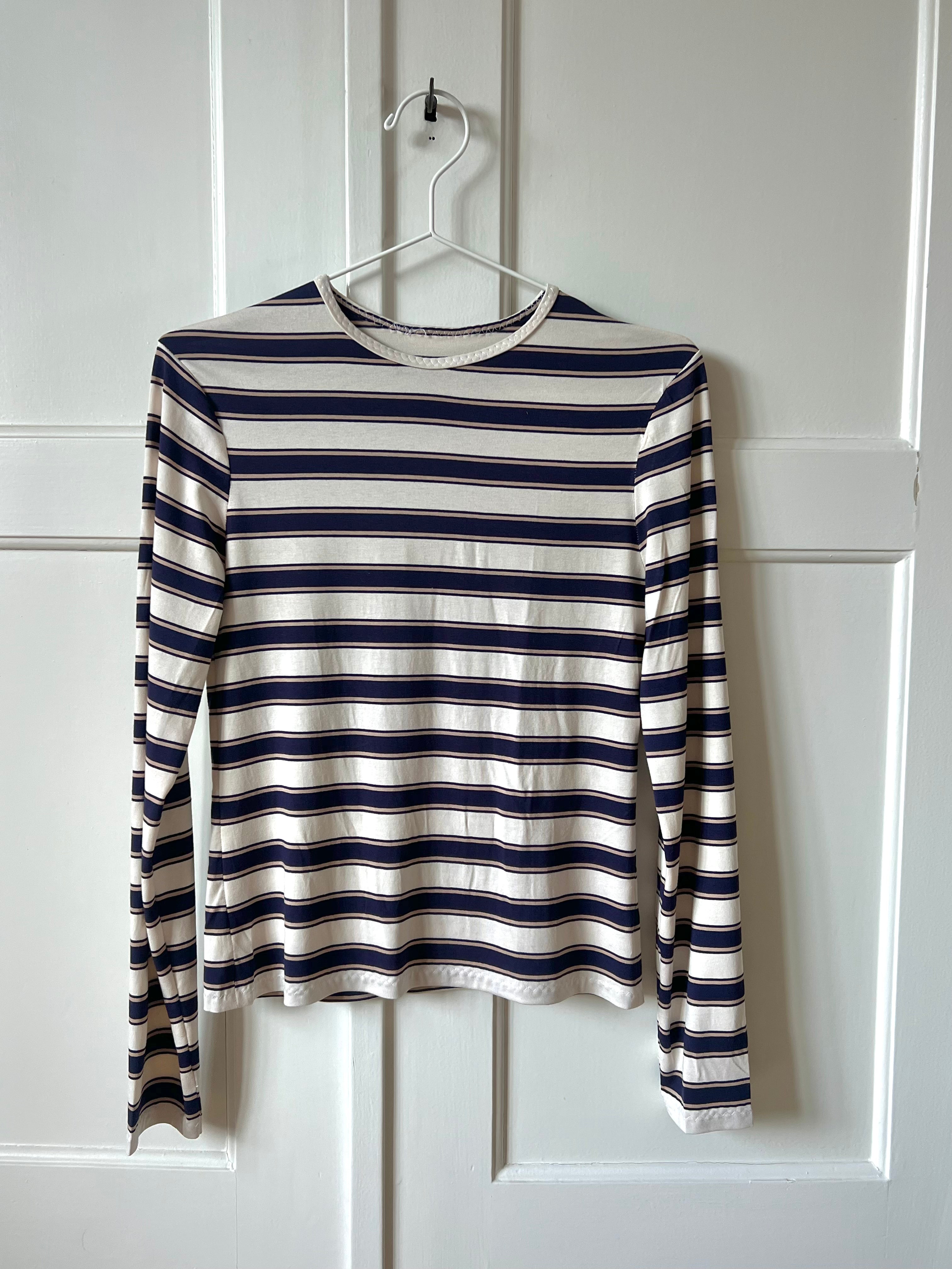 Essential Basic Long Sleeve Sewing Pattern (Coming soon)